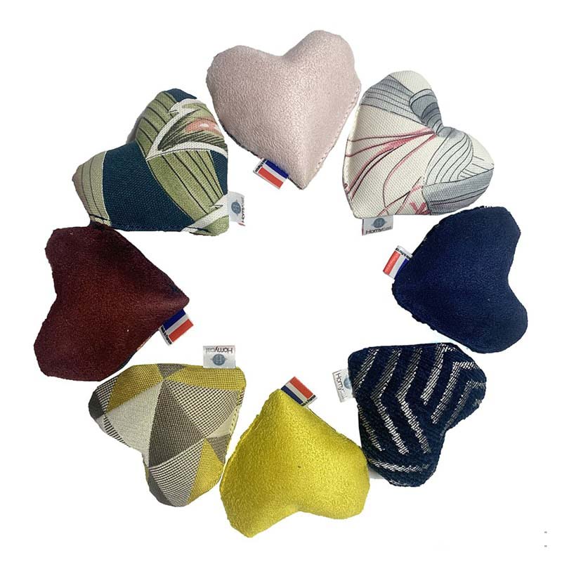 Ensemble de jouet cœur pour chat remplie de cataire de chez Homycat