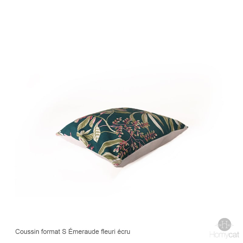 décoration-coussin-canapé-gris-fleur-bordeaux-salon-maisson-appartement